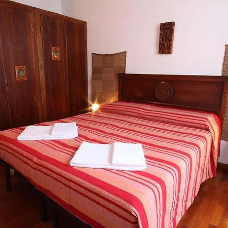 Captivating 4 -bed In Historic *