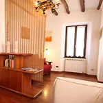 Captivating 4 -bed In Historic * 벨라지오