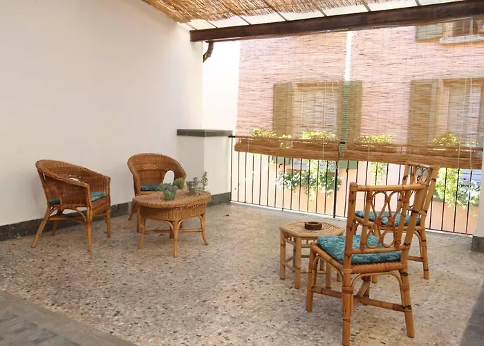 Captivating 4 -bed In Historic *